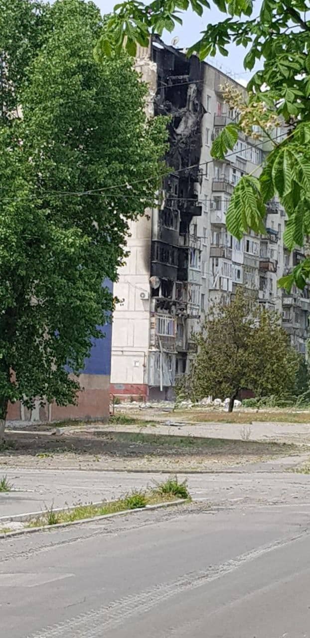 Ворог веде штурм Сєверодонецька, бої тривають і дотепер. Через російські обстріли на Луганщині є загиблі та поранені, - Гайдай 07 Ворог веде штурм Сєверодонецька, бої тривають і дотепер. Через російські обстріли на Луганщині є загиблі та поранені, - Гайдай 07