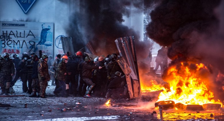 Вісім років від Вогнехреща на Грушевського: Вогонь запеклих не пече 13