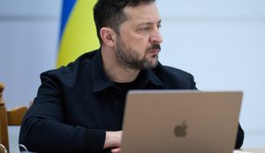 Законопроекты против мошеннических колл-центров: что предлагает Зеленский?
