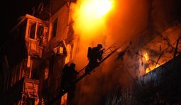 Російський безпілотник спричинив пожежу в будинку в Запоріжжі