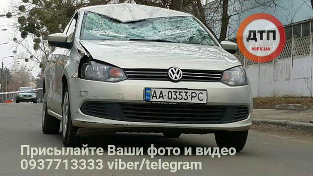 Водитель легковушки сбил велосипедистку в столице 03