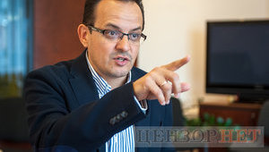 Цирк довкола аналізів знецінює дуже потрібний інструмент для управління державою - контроль за здоров'ям президента, - Березюк