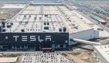 Tesla отзывает почти 300 тысяч авто в Китае для обновления программного обеспечения