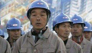 Население в Украине стареет, а страну "тихо оккупируют" азиаты, - демограф