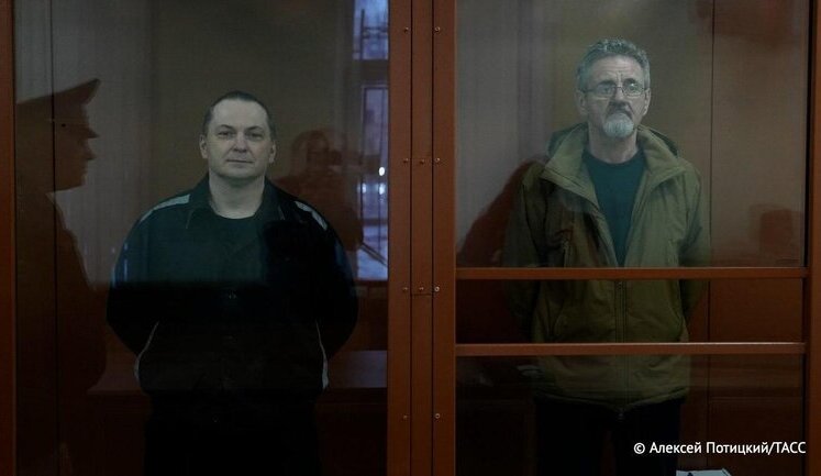 Двух украинских пилотов осудил "суд" РФ: они якобы планировали сбросить "грязную бомбу" на Брянщину