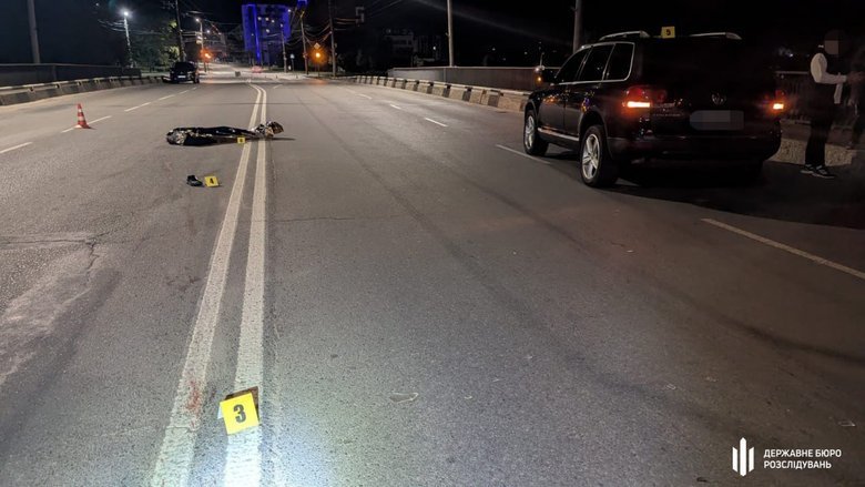 Пішохід загинув під колесами авто правоохоронця — триває розслідування