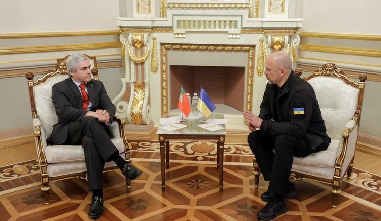 Португалія щороку спрямовуватиме €25 млн на закупівлю продукції українського ОПК, - Шмигаль