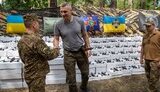 Кличко передав дрони бригадам НГУ