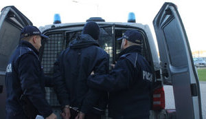 Двоє п'яних водіїв-українців пропонували хабарі поліцейським у Польщі
