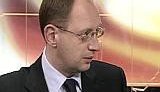 Яценюк не хочет делать с Януковичем под столом то, что делала Тимошенко. ВИДЕО.