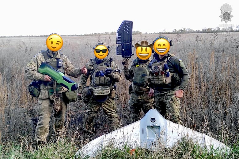 Нацгвардійці збили російський розвідувальний безпілотник на Донеччині 01