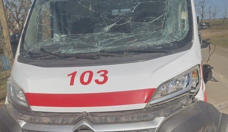 Удар дрона по АЗС в Сумской области: ранены работники, повреждено здание