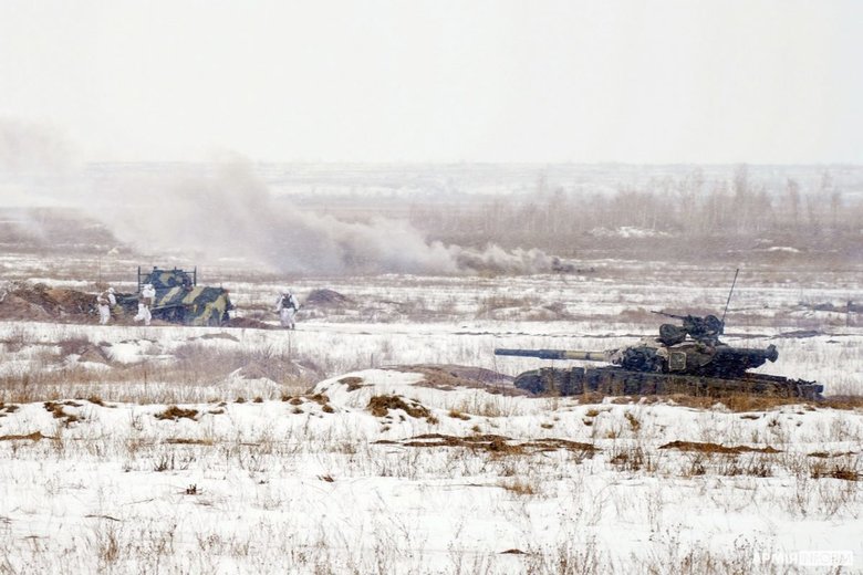 Подразделения 92-й ОМБр проводят в Харьковской области тактические учения с боевой стрельбой 06