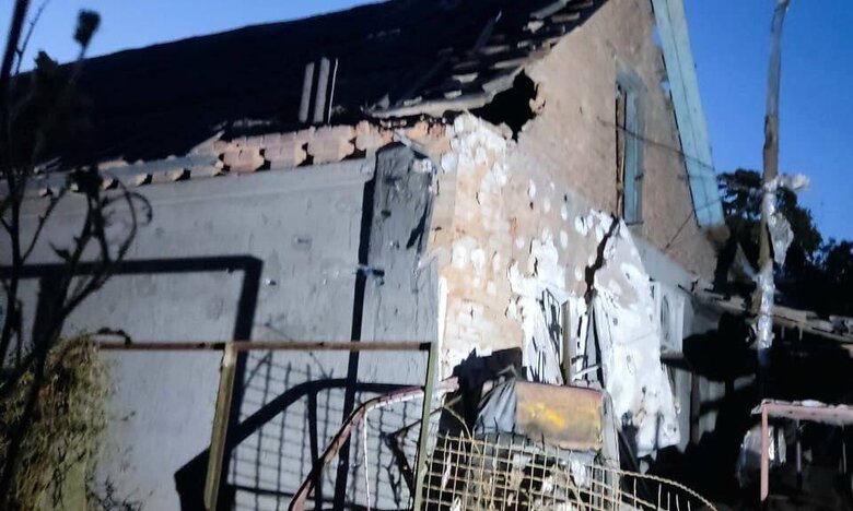 Окупанти вчора надвечір атакували Нікополь на Дніпропетровщині: загинув мирний мешканець 02