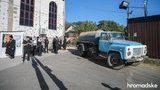 В Умані новий конфлікт: місцеві жителі перекрили проїзд до вигрібної ями в новозбудованій синагозі. ВІДЕО+ФОТО