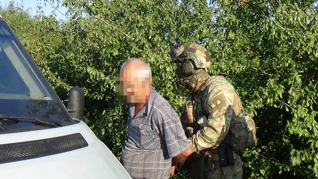 СБУ затримала інформатора терористів ДНР на Донеччині 01