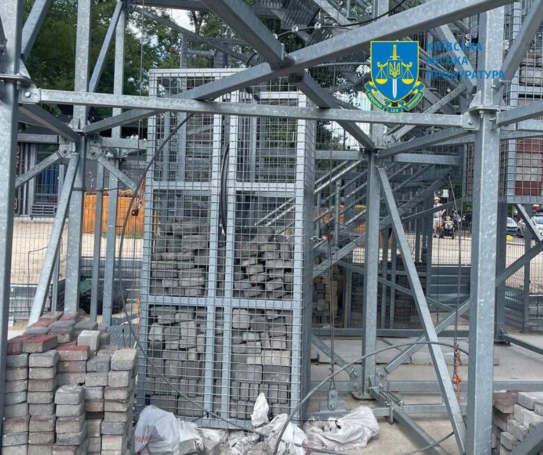 обрыв каната на аттракционе