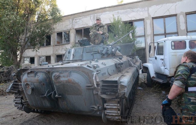 Контрразведка СБУ задержала завхоза 7 ОМСБр оккупационных войск РФ Бакланова, который отвечал за поставки техники и боеприпасов на Донбасс 02