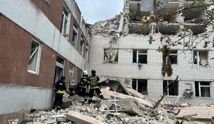 В Чернигове завершена поисково-спасательная операция: погибли 18 человек, ранены - 78