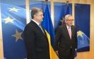 Poroshenko awards Juncker Yaroslav Wise order, 1st Degree. VIDEO