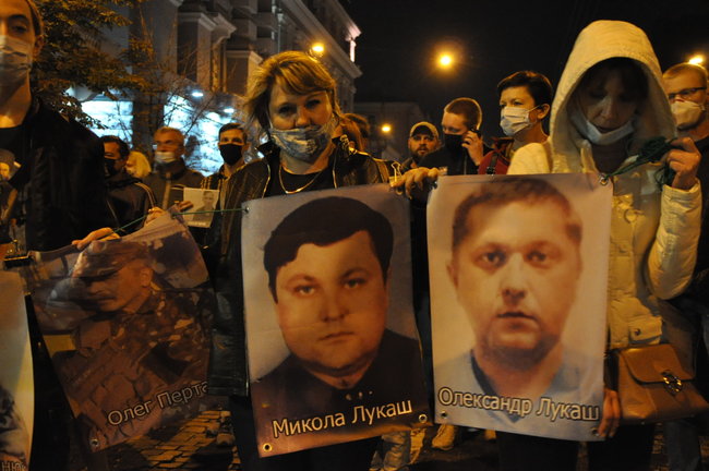 Свободу вязням Кремля: у Києві відбувається акція на підтримку полонених та безвісти зниклих українців 22