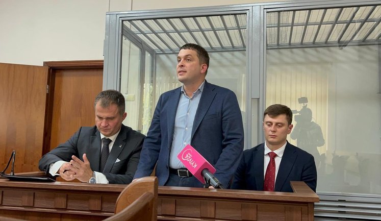 Керівника апарату КМДА Загуменного, підозрюваного у використанні підроблених запрошень для відряджень за кордон, відсторонили від посади, - прокуратура