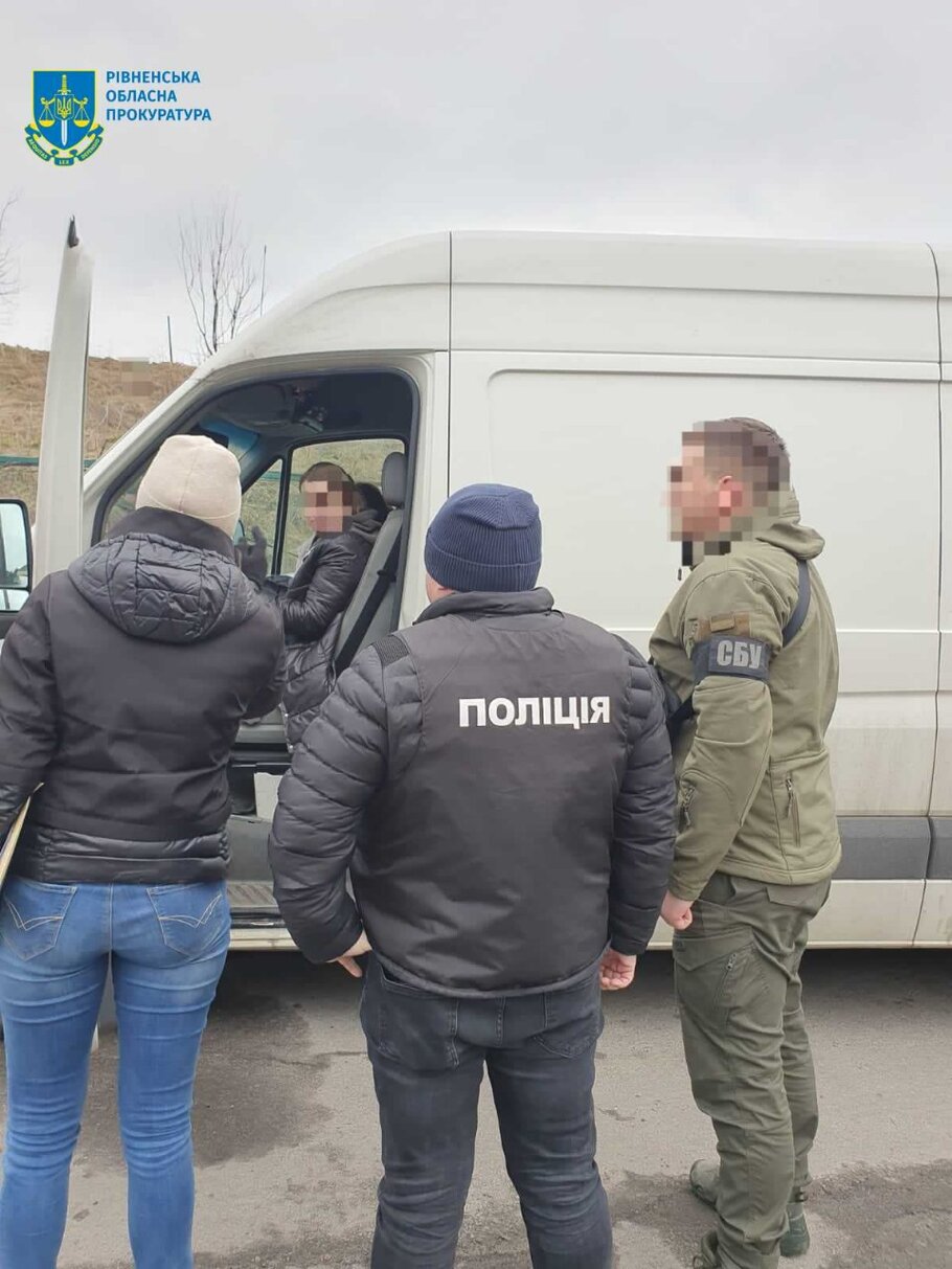 На Рівненщині судитимуть організаторів каналу втечі військовозобов’язаних за кордон