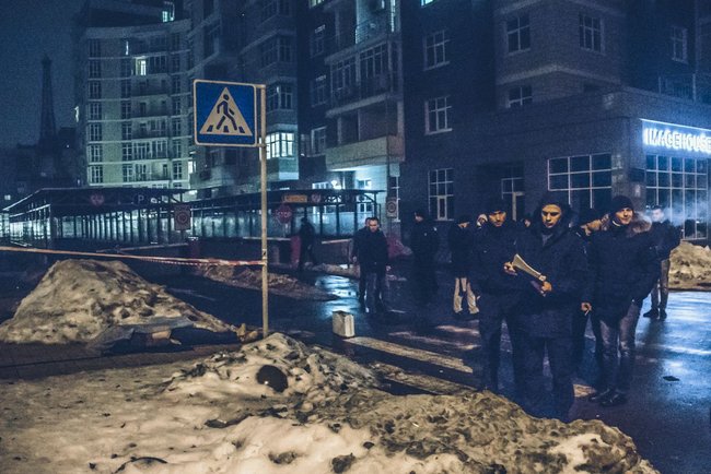 Нові подробиці загибелі співробітника Управління держохорони Василя Хмелюка: поки боксера Петра Очеретяного призначили вбивцею, його знайомі кажуть про самооборону 07