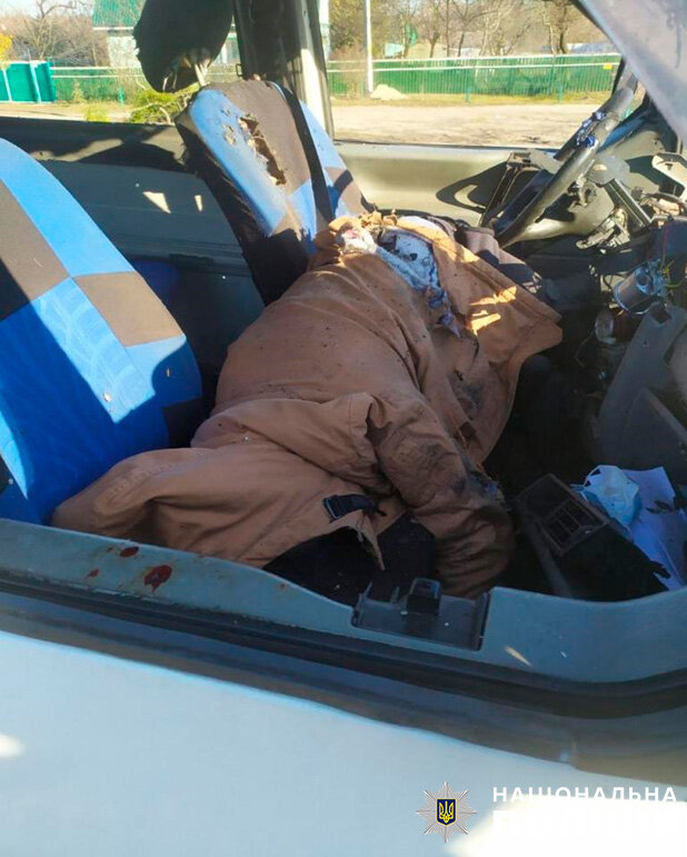 Окупант розстріляв цивільне авто в Катюжанці