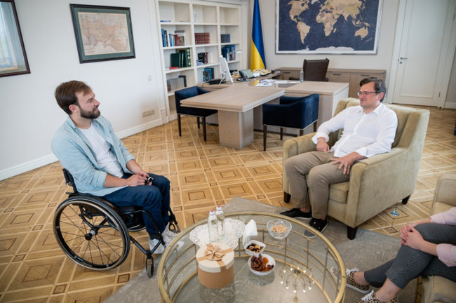 МЗС перетвориться на перший безбарєрний орган влади, - Кулеба 01