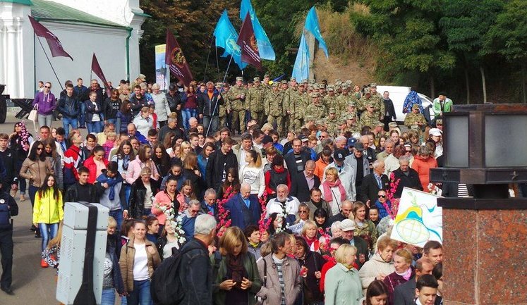 Peace Walk held in Kyiv on Wednesday. PHOTOS+VIDEO