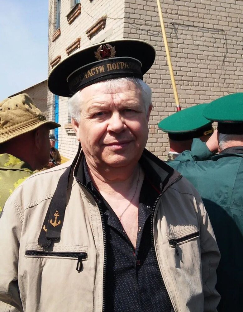 Всё нутро вылезло во время оккупации: идентифицированы предатели, которые на Запорожье праздновали вместе с россиянами день ВМФ РФ 02