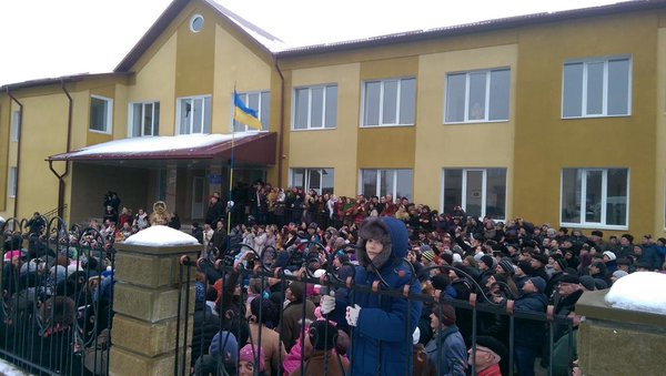 порошенко школа соколив