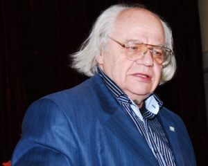 Помер український поет Іван Драч 01