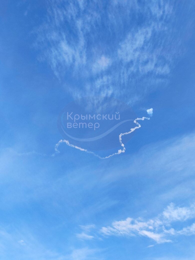 В окупованому Криму знову лунають вибухи, - соцмережі 03