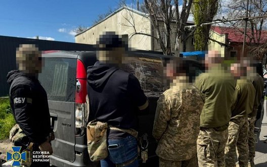 Затримано групу військовослужбовців РТЦК в Одесі, які викрали чоловіка та вимагали $30 тис, - Офіс генпрокурора. ФОТО