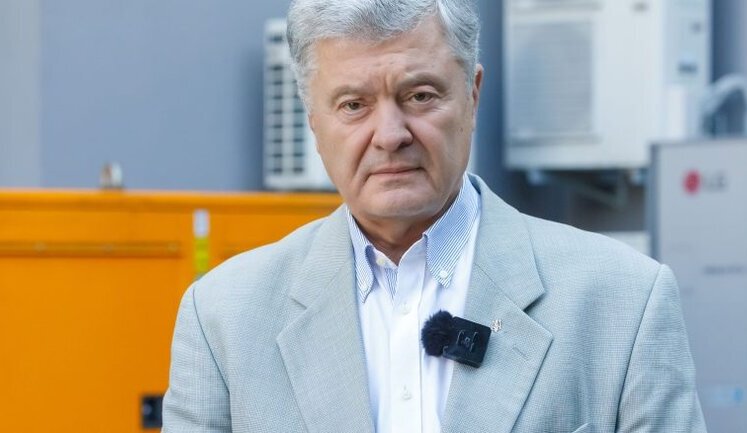 Poroshenko names steps to be taken urgently in energy sector for heating season
