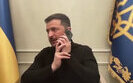 Macron suddenly called Zelenskyy while talking to journalists