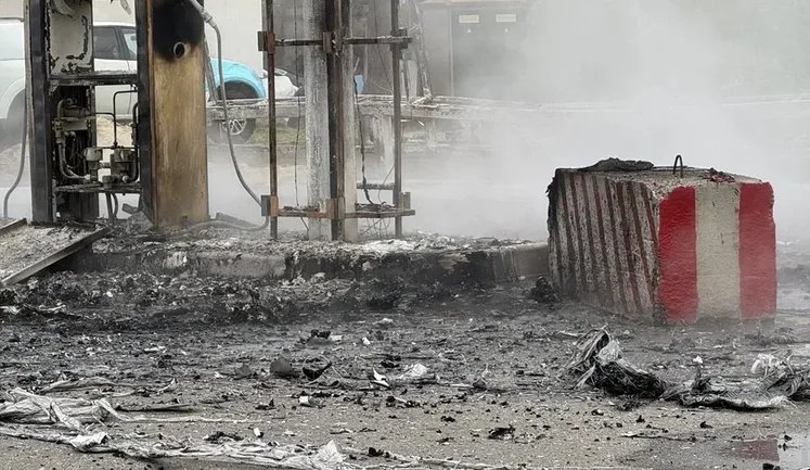 Через часті обстріли Росією АЗС на Сумщині запроваджують мобільні заправки