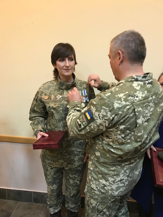 Вісьмох українських воїнів нагородили орденом Народний Герой України в Івано-Франківську 03