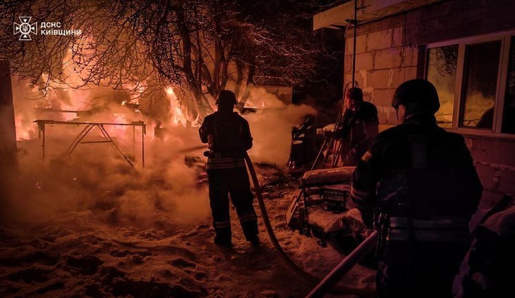 Понад 1700 дронів, більш ніж 1380 КАБів та 69 ракет випустила РФ по Україні за тиждень, - Зеленський. ВIДЕО