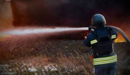 Російська атака на підприємство: пожежу ліквідували, постраждалих немає