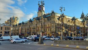 Фонтан замість пам’ятника Леніну на Бессарабці