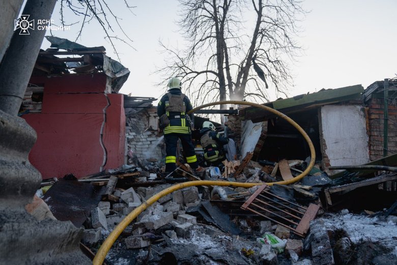 Обстрелы Сумщины: спасатели ликвидировали пожары в Сумах и Белополье