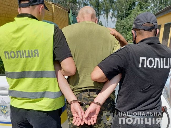 Житель Сумщины убил и расчленил 83-летнюю мать 04