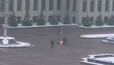 У столиці Білорусі чоловік вчинив самопідпал. ВІДЕО+ФОТО