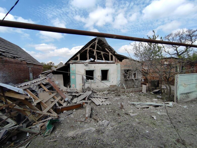 Доба на Донеччині: ворог обстріляв щонайменше 8 населених пунктів, 5 осіб зазнали поранень, - ОВА 03
