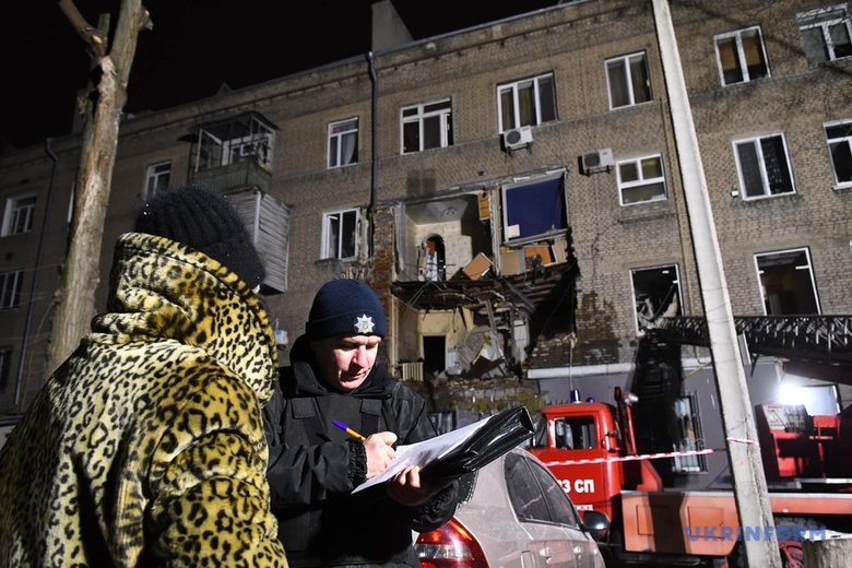 В жилом доме в центре Запорожья произошел взрыв газа: один человек погиб, двое травмированы 04