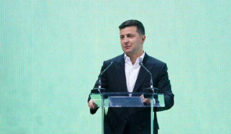 Жилье для переселенцев будут строить с солнечными батареями в сотрудничестве с "Нафтогазом", - Зеленский
