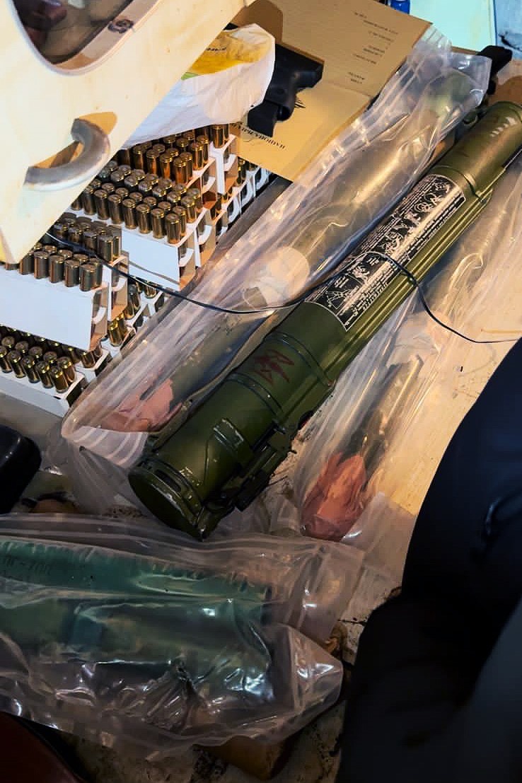 Arms dealers detained in Dnipro and over $5.5m seized from them 02
